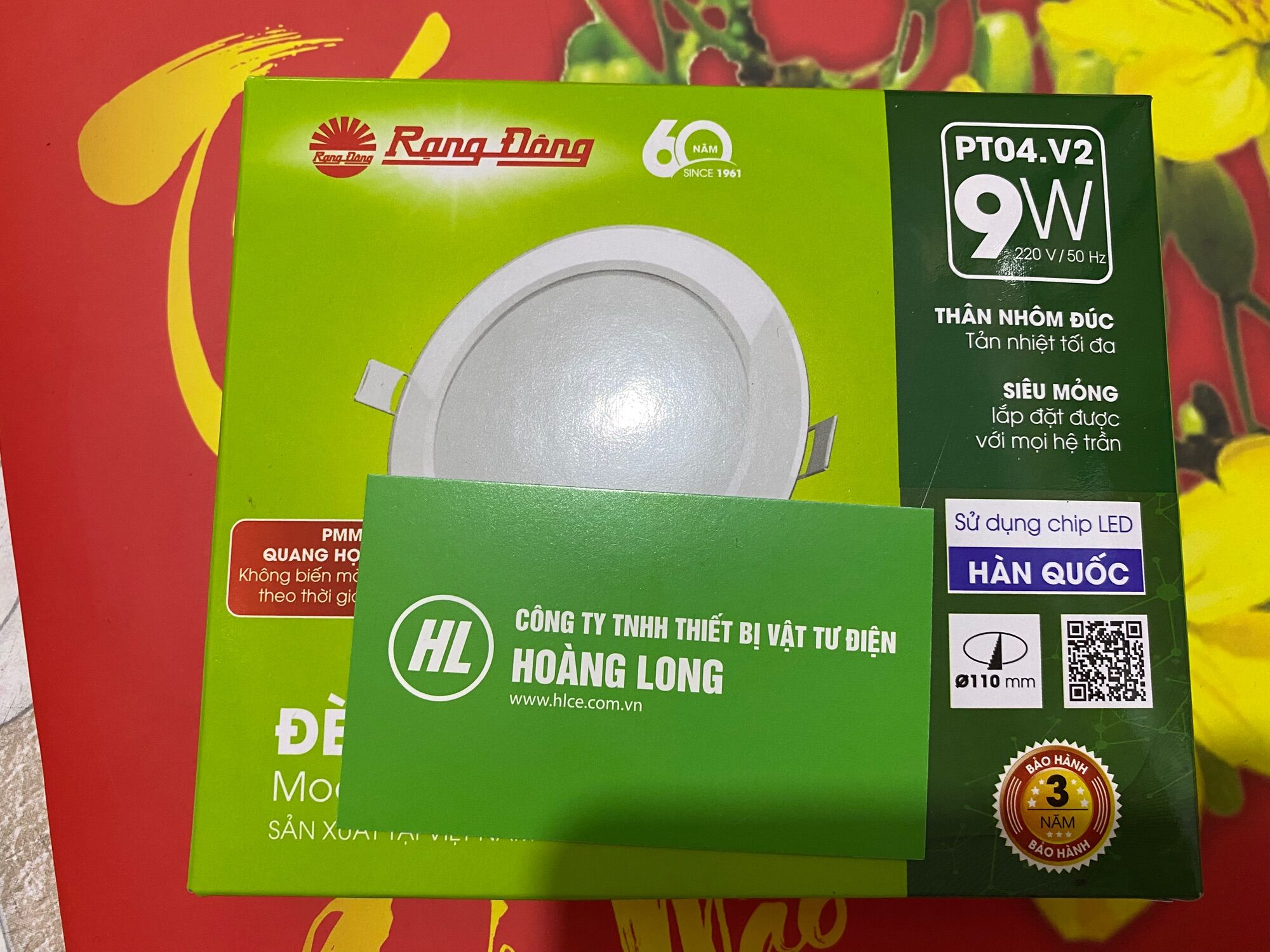 Đèn LED  Rạng Đông - Đèn PANEL tròn âm trần PT04, 9W KHOÉT LỖ 110mm