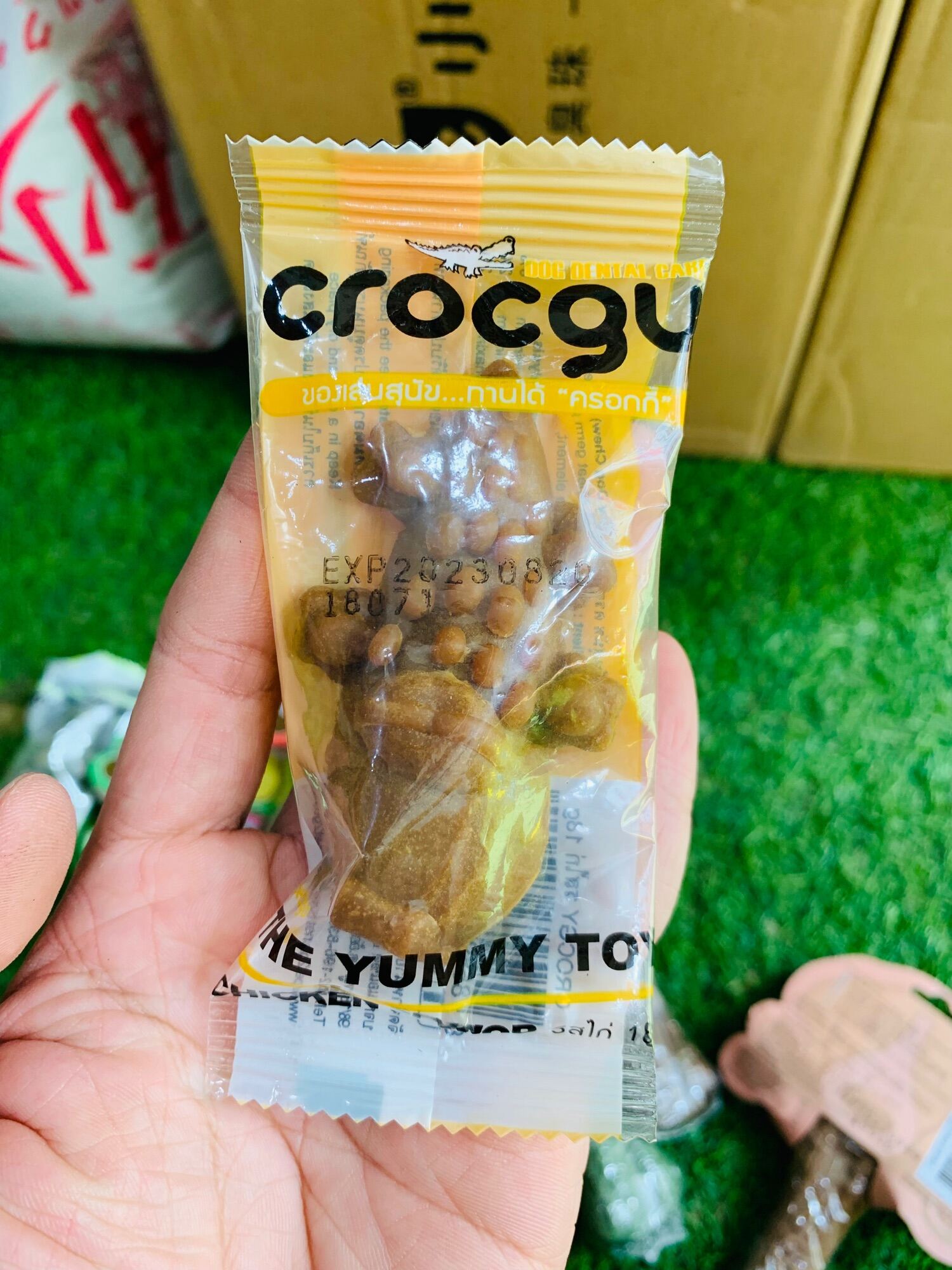 Gặm chăm sóc răng miệng cá sấu Crocgy 18g