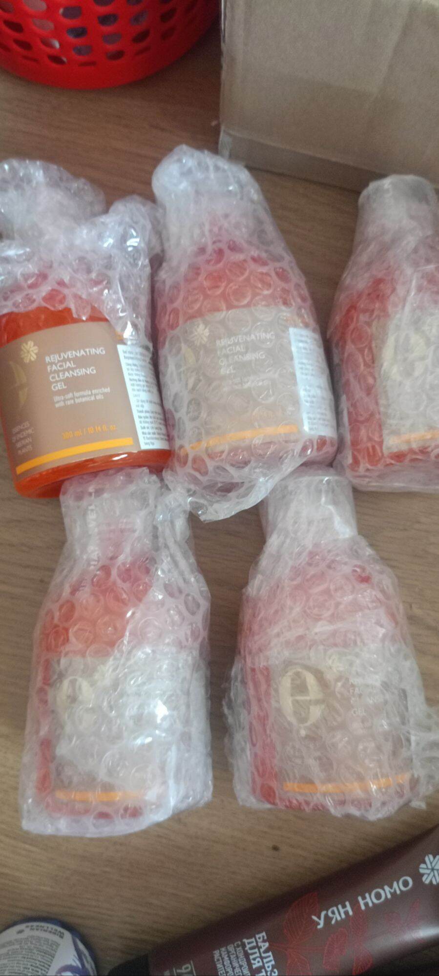 gel rửa mặt siberian