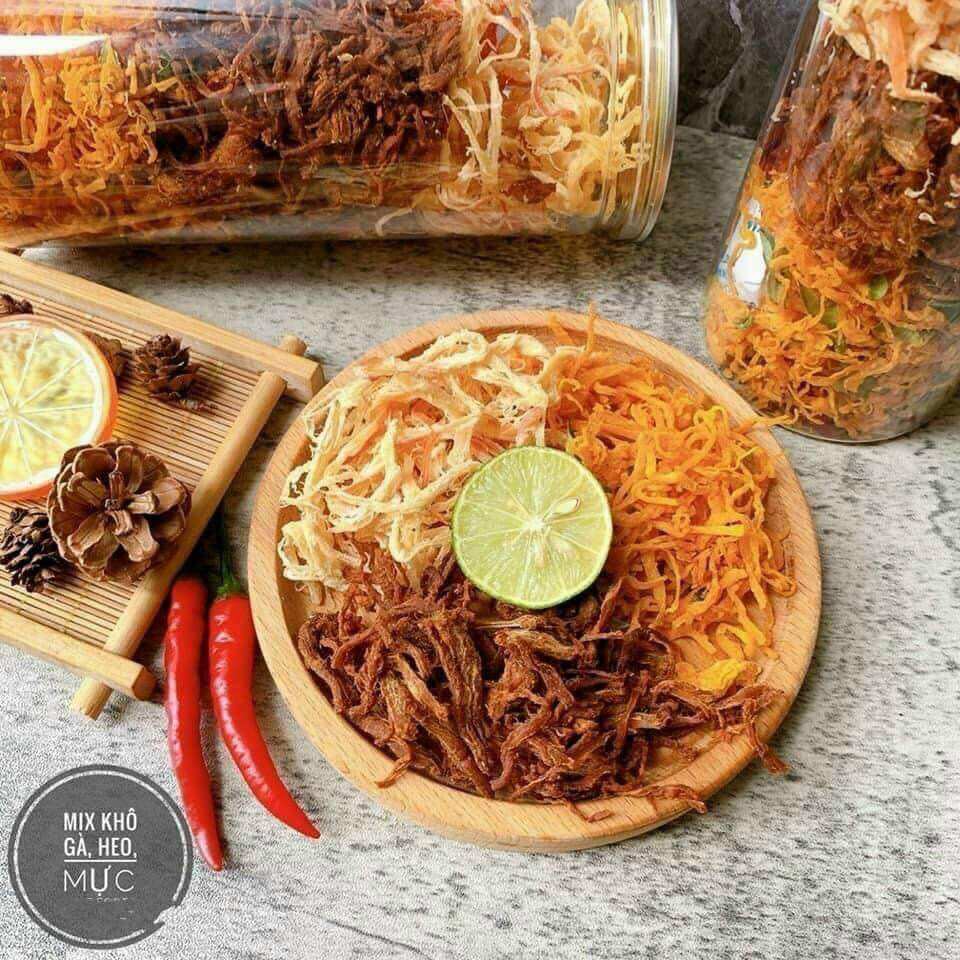 KHÔ MIX 3 VỊ ( GÀ - MỰC - HEO ) HŨ PET 300G