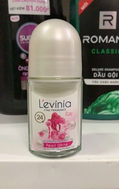 Lăn Khử Mùi Trắng Da Levinia 50g