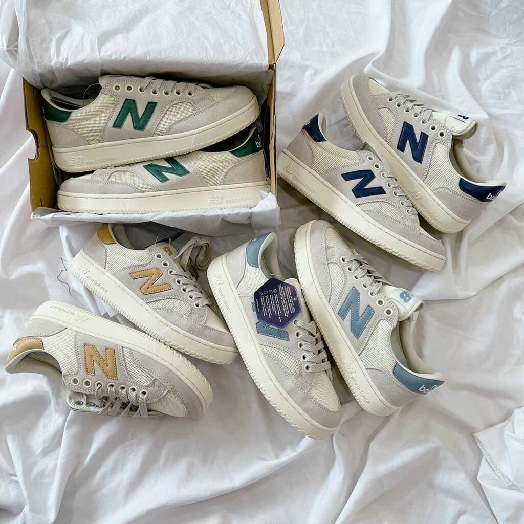 Giày Sneaker NB CRT 300