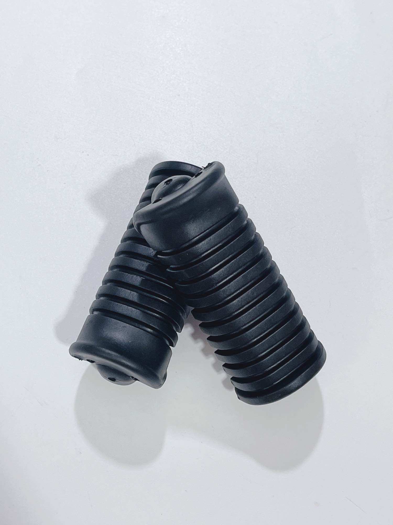 Cặp 2 bên cao su gác chân trước, gác chân sau xe Dream/ Wave anpha hàng công tay