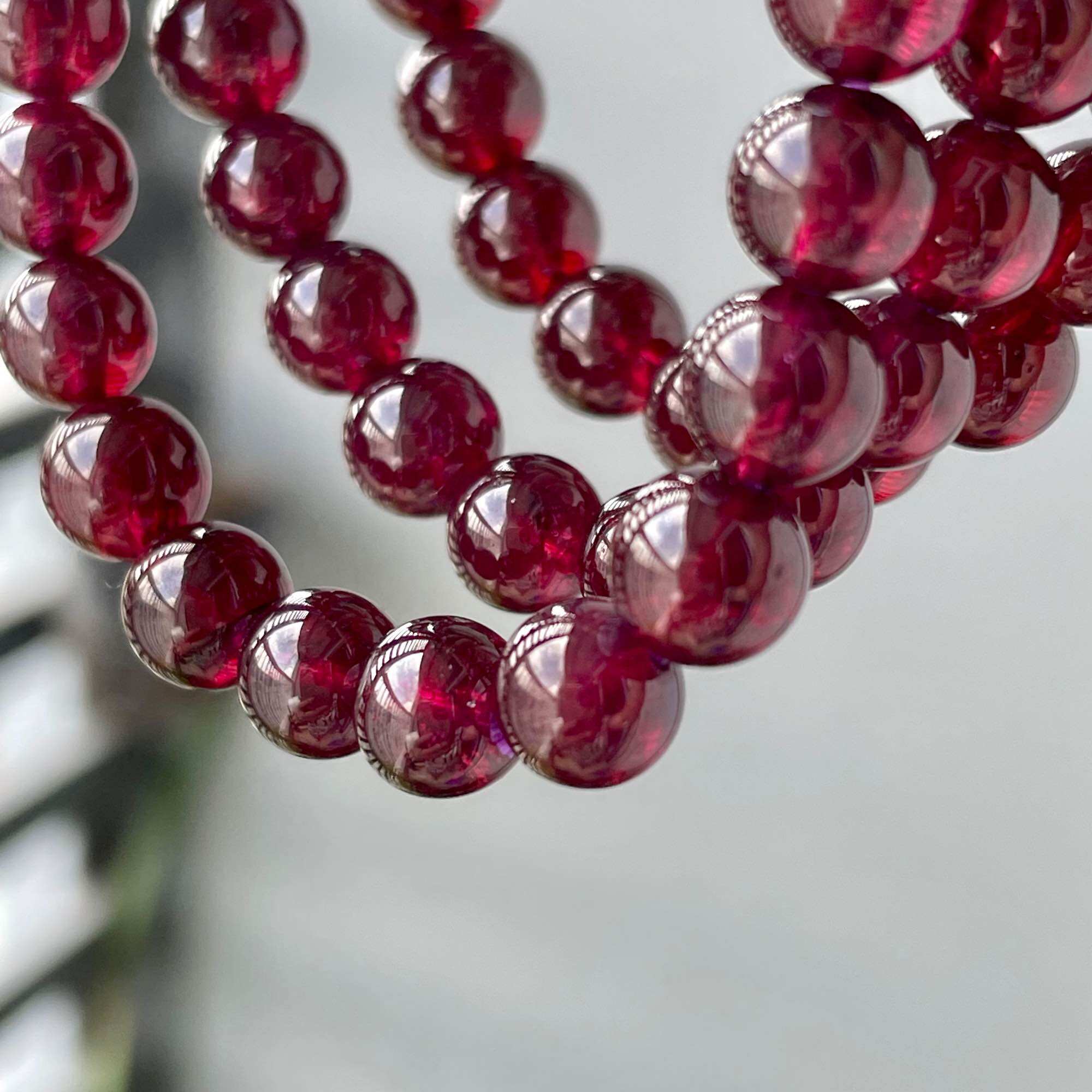 Vòng tay garnet sao bóng đẹp 7,2ly