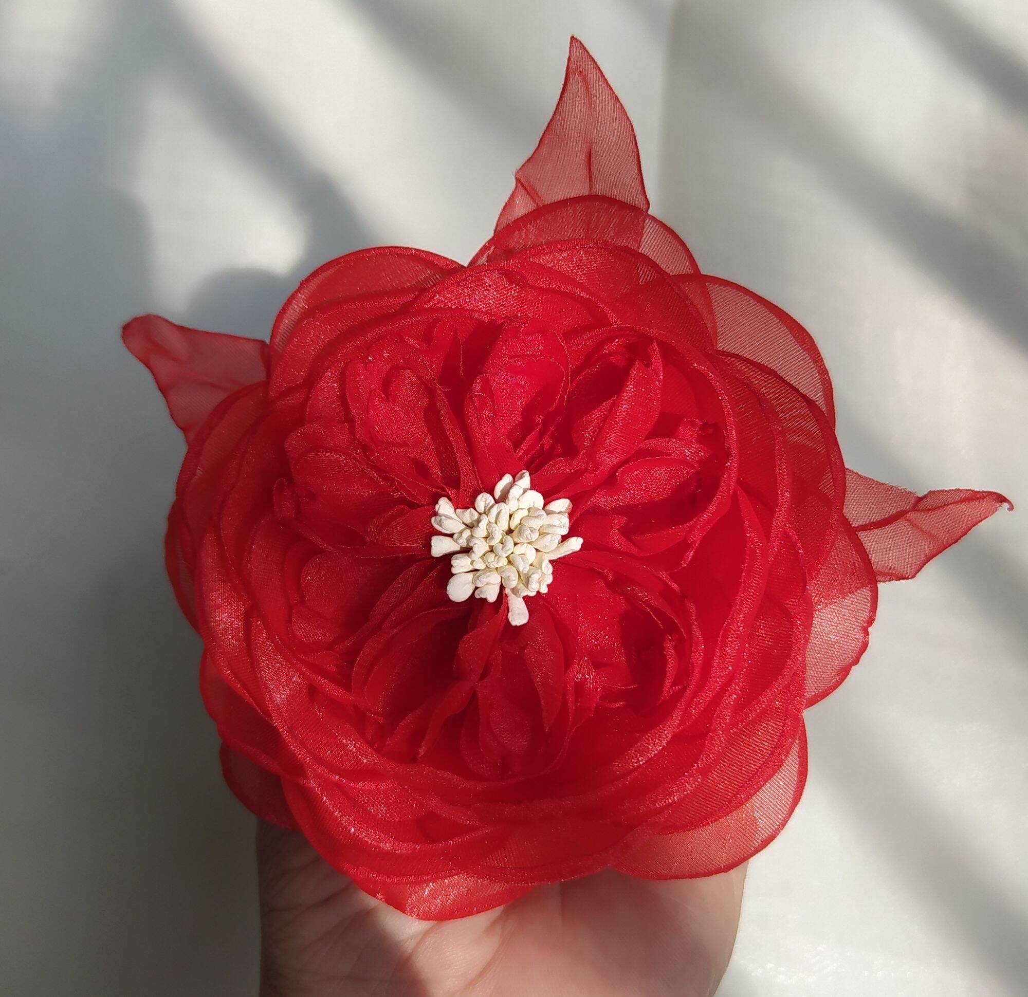 Hoa hồng cài áo handmade Canto màu đỏ