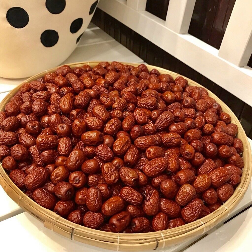 Táo đỏ nhỏ Tân Cương loại ngon 500gram