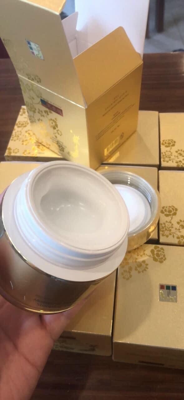Kem Thiên Sâm Mặt Nạ Ngủ