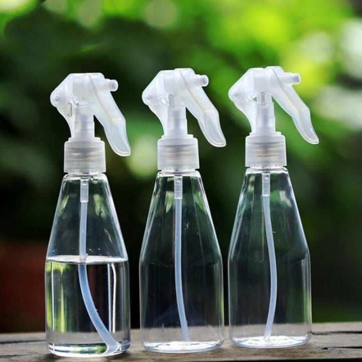 Bình xịt nước phun sương làm bánh