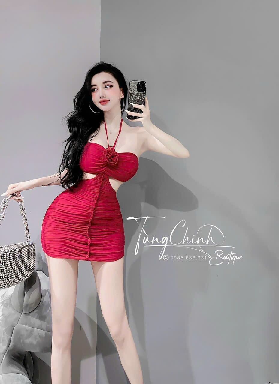 Đầm yếm bông hồng khoét eo, chất len tăm siêu xinh
