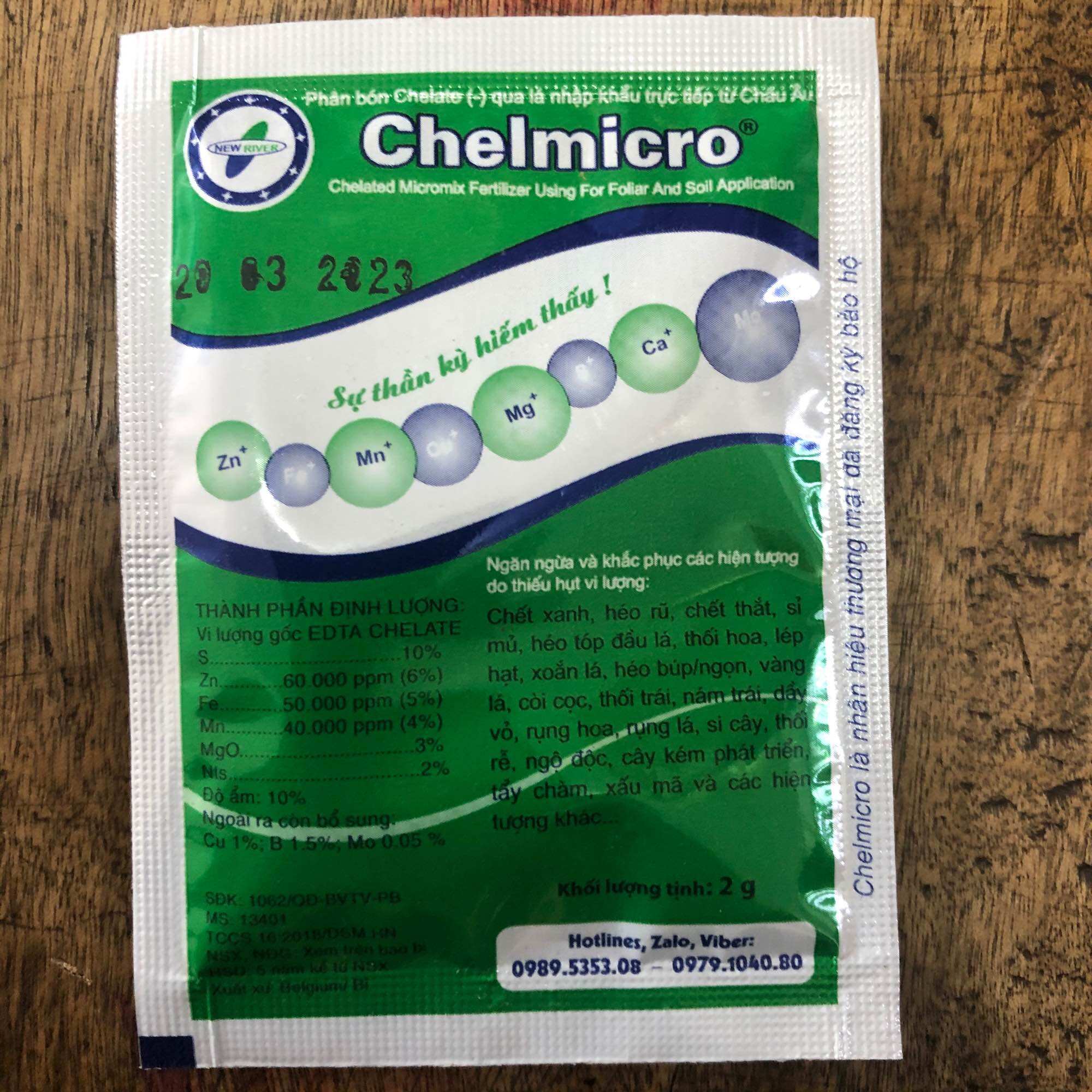 Phân bón vi lượng Chelmicro 2g pha 10-16 lít nước