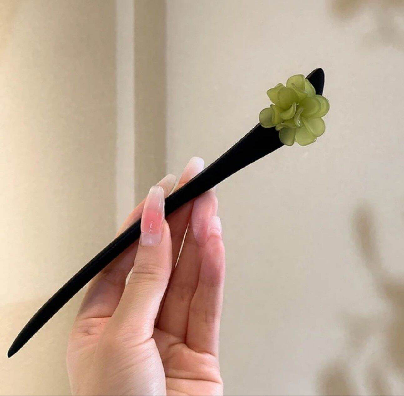 TRÂM CÀI TÓC, TRÂM BÚI TÓC CỔ TRANG, TRÂM CÀI CÔ DÂU
