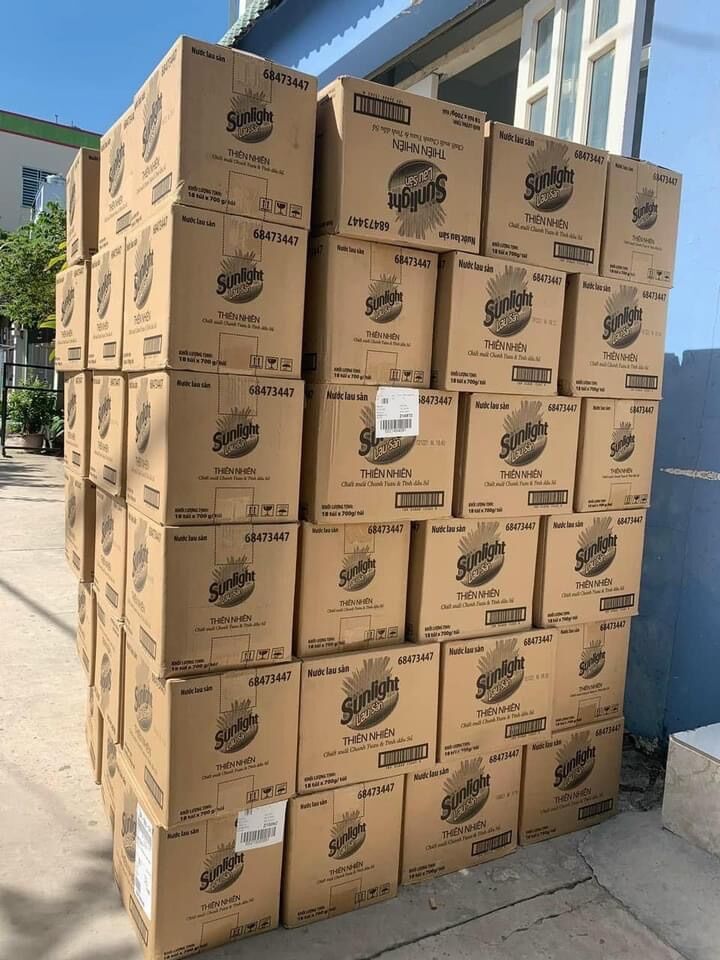 Nước lau sàn thiên nhiên Sunlight 700g