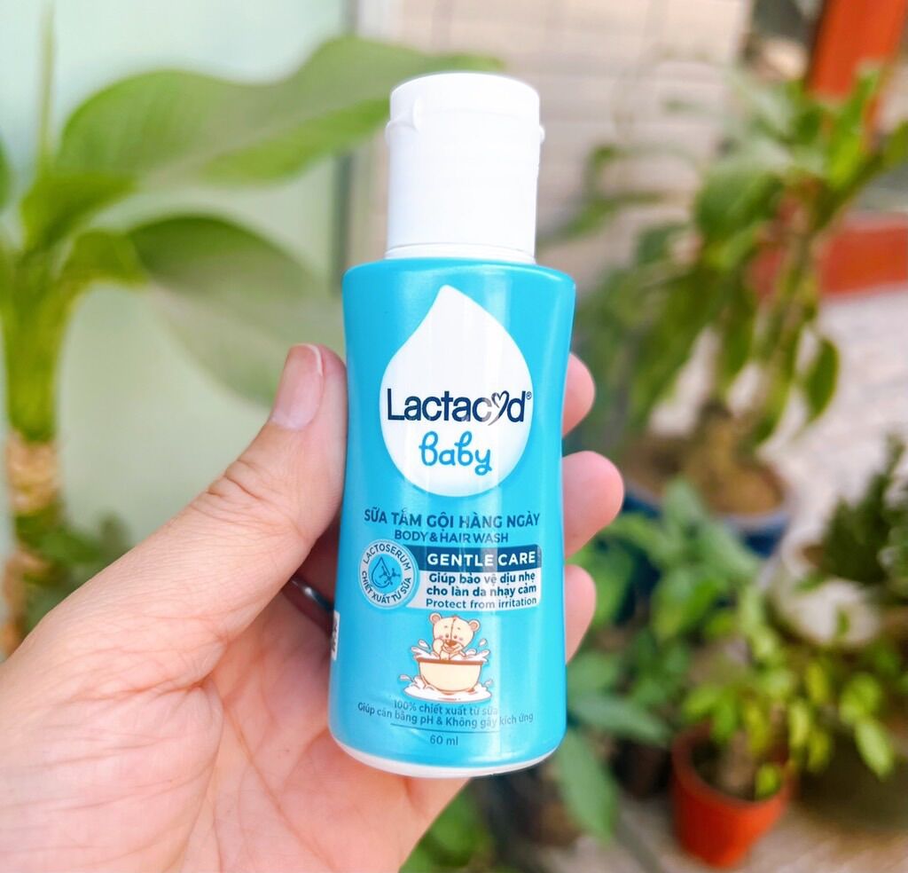 Sữa tắm gội toàn thân cho bé Lactacyd 60ml