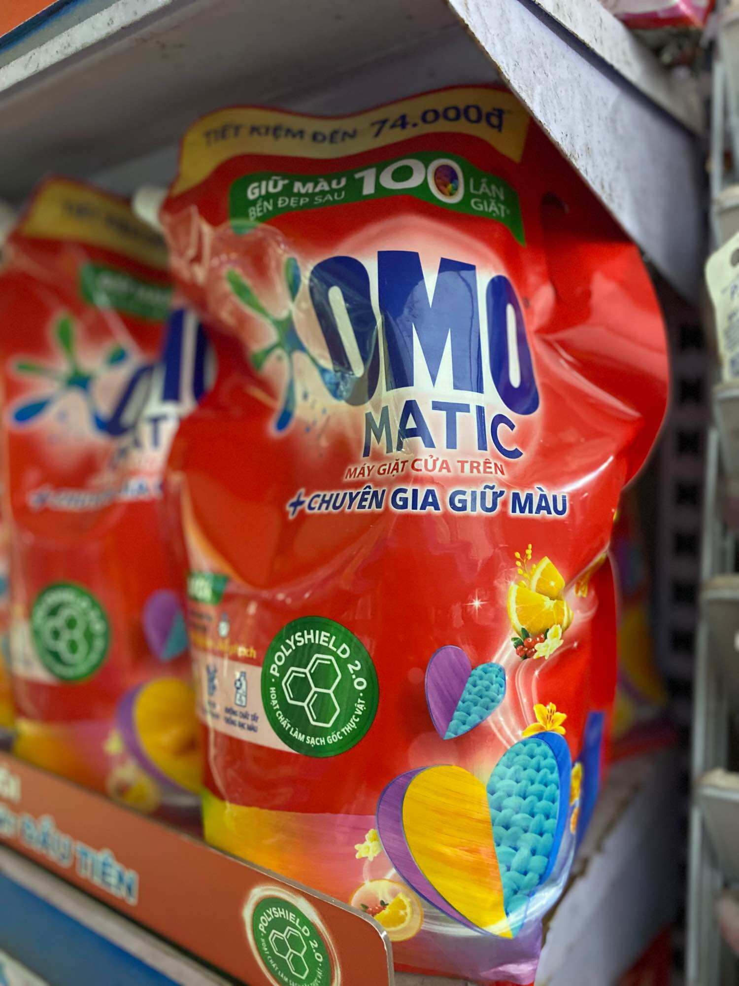 Nước giặt OMO CỬA TRÊN 3,4L
