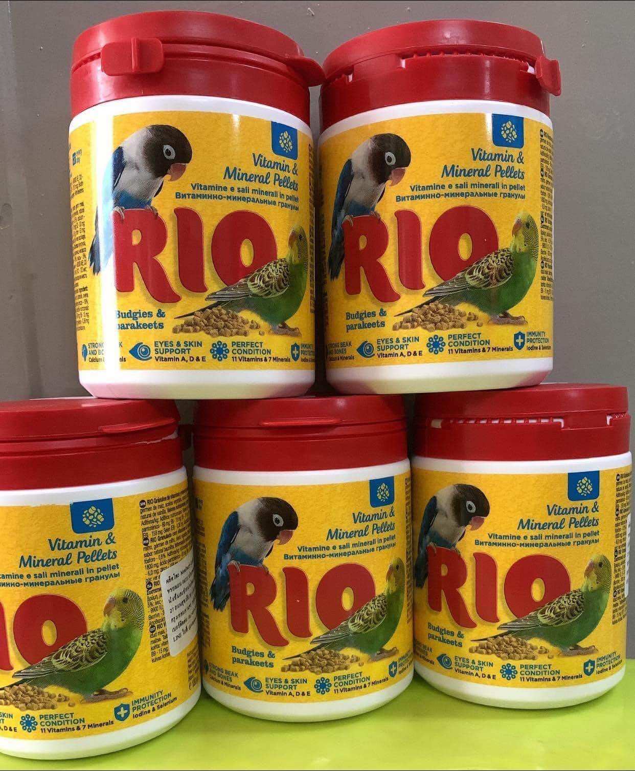 Rio vitamin & mineral pellets .
