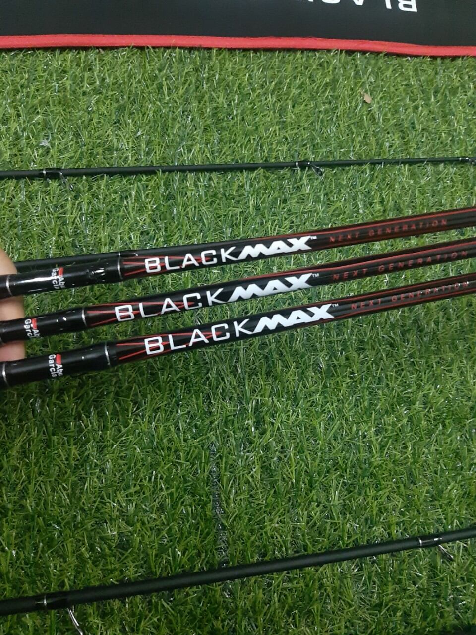 [ Chính Hãng] Cần Câu Lure Đứng Abu Black Max,Chất Liệu Carbon Cao