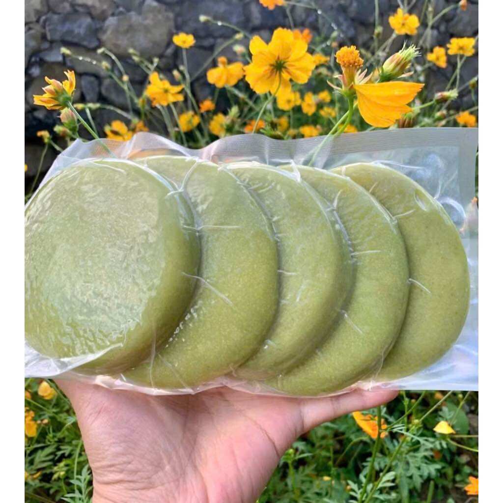 Bánh dày cốm giã tay