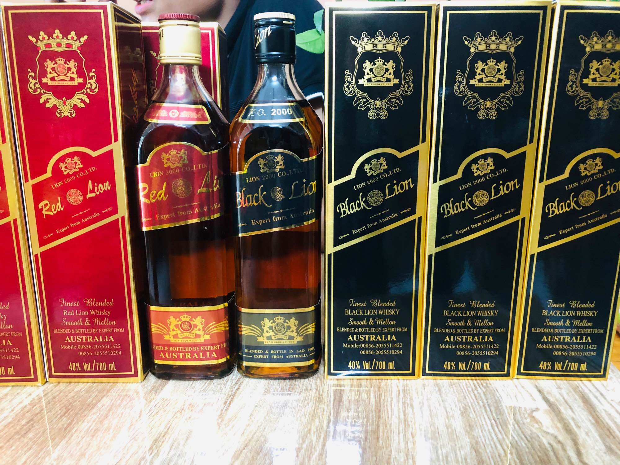 RED LION nhập Lào(700ml,40 o)