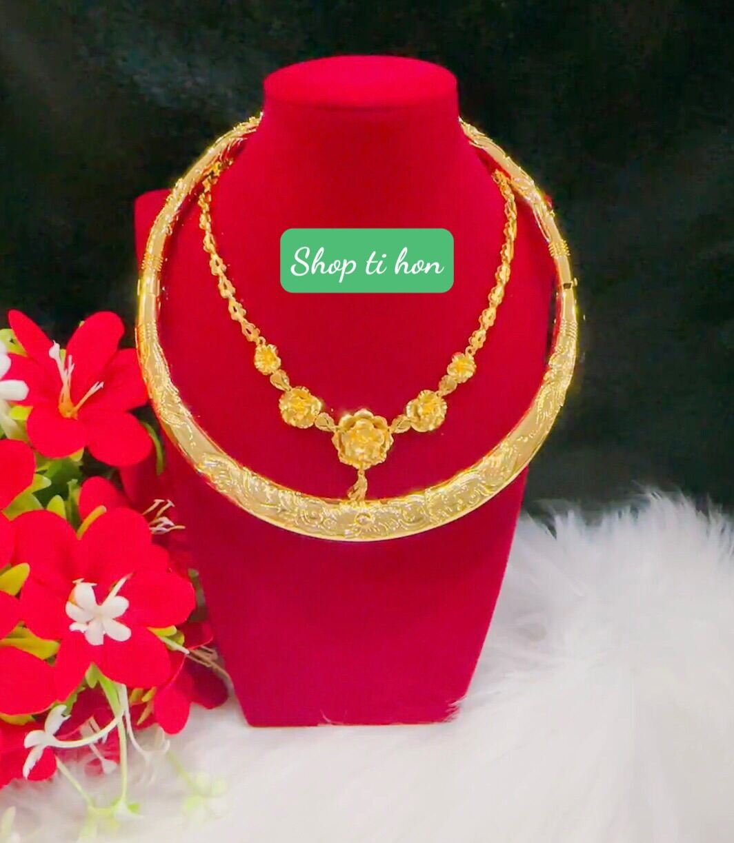 Set 1 kiềng cưới bản dẹp . 1 dây chuyền hoa mai 5 bông mạ vàng 24k ...