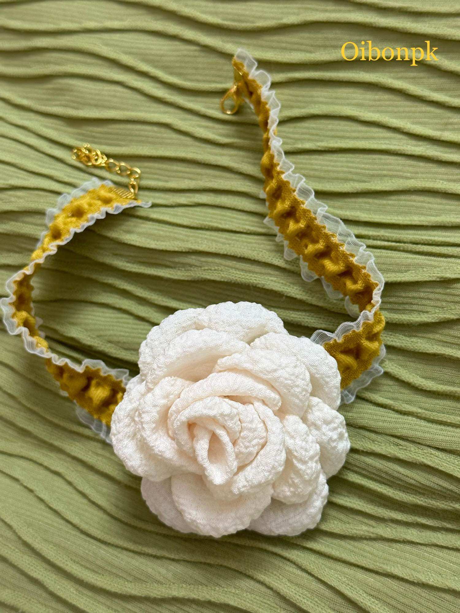 Vòng cổ choker bông hoa trà dễ thương