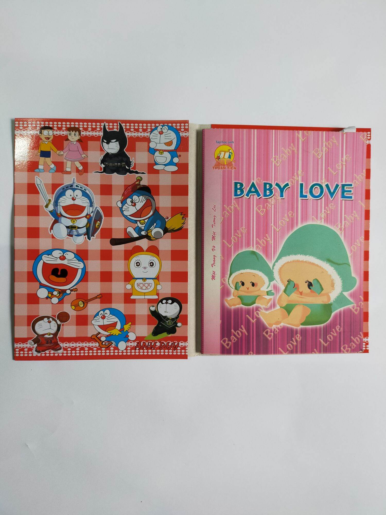 2Cái  Bìa  Giấy  Lót  Tập   Vở  Viết  (A5 )