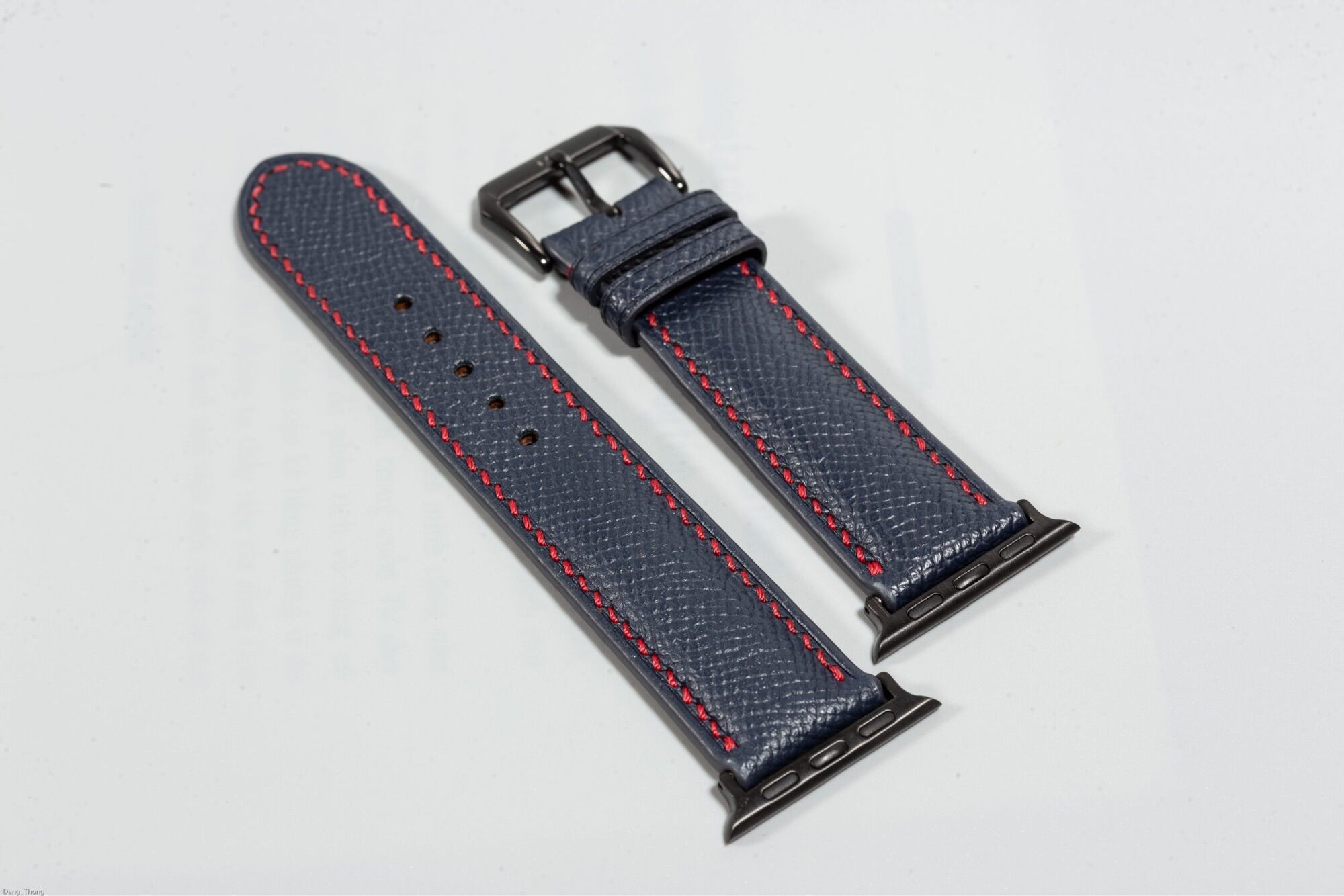 Dây đồng hồ apple watch da bò epsom handmade màu xanh navy chỉ đỏ