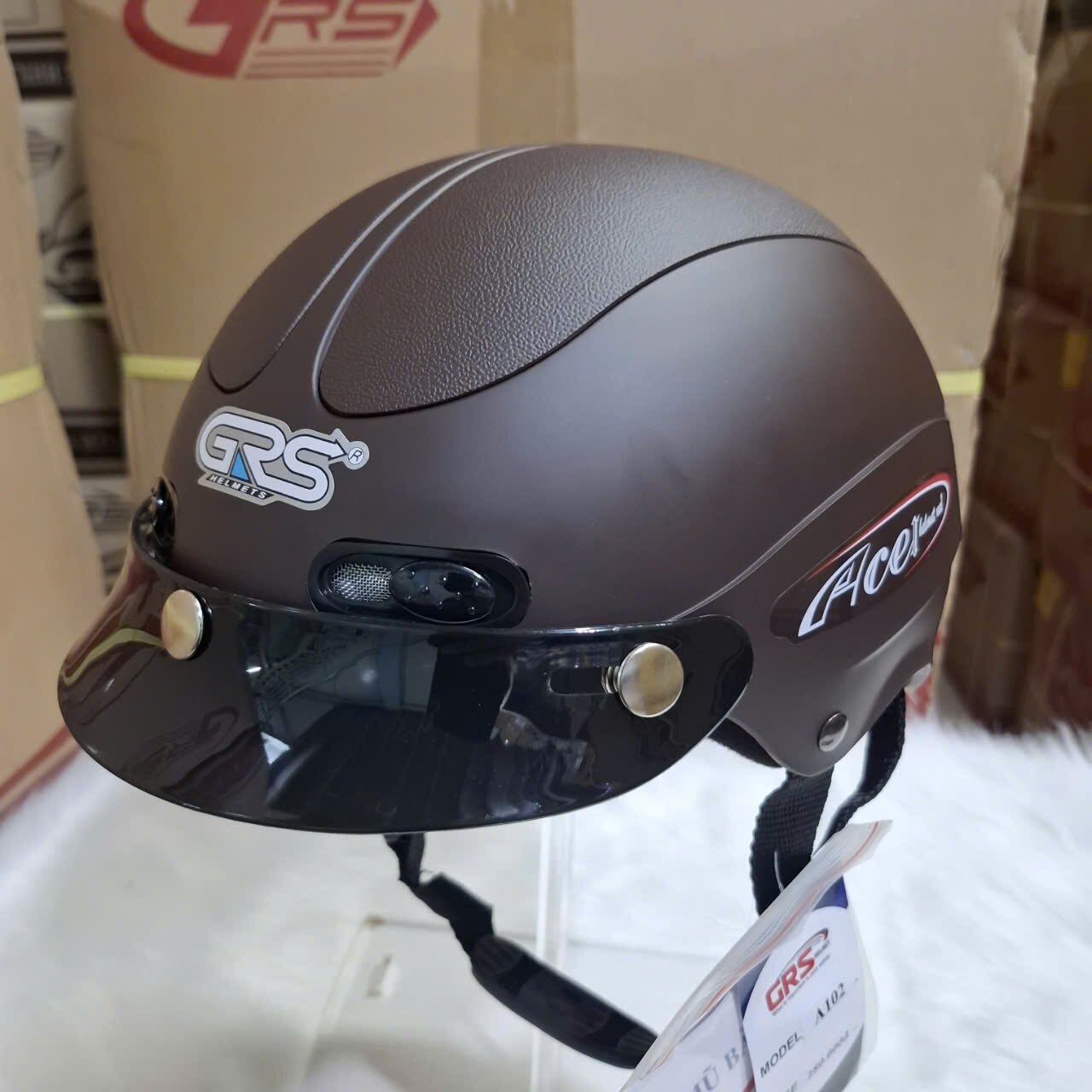 nón bảo hiểm GRS 102 an toàn chăc chắn