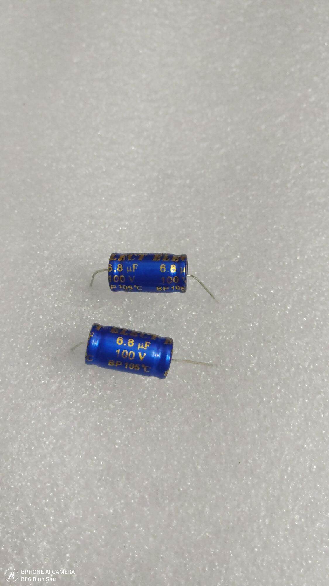 2 cái tụ 6,8 uf 100v dùng cho loa trung