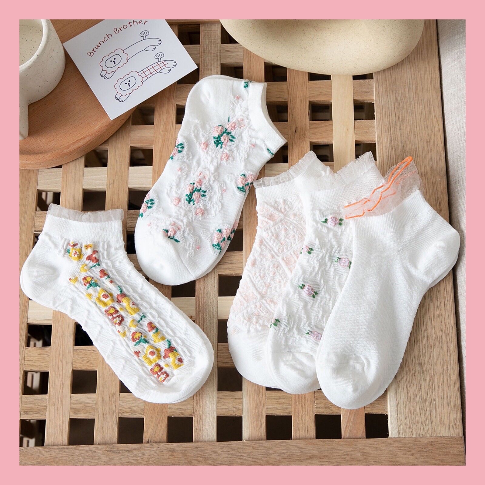 Set 5 đôi vớ thêu hoa nhí