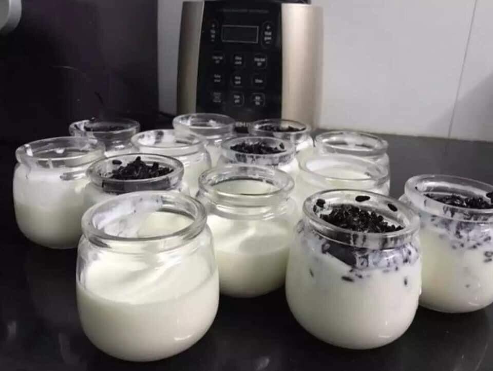 Combo 12 hũ làm sữa chua loại to 200ml chất liệu thuỷ tinh dầy dặn nắp kín
