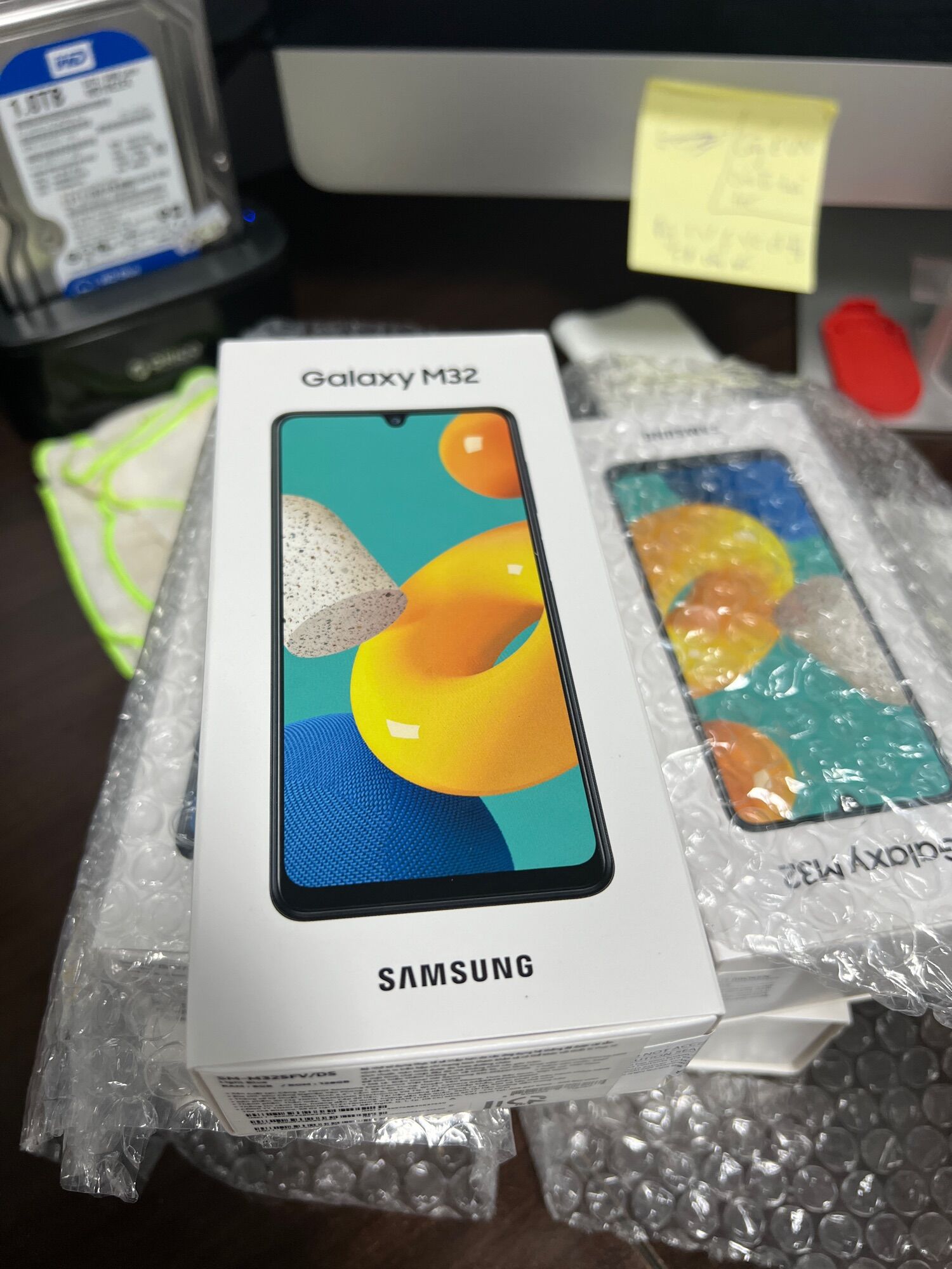Samsung Galaxy M32 - Hàng chính hãng nguyên seal