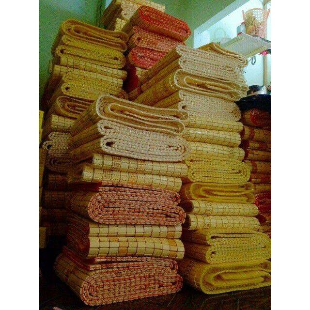 chiếu tre mắc vàng 1m4x2m hàng việc nam cao cấp