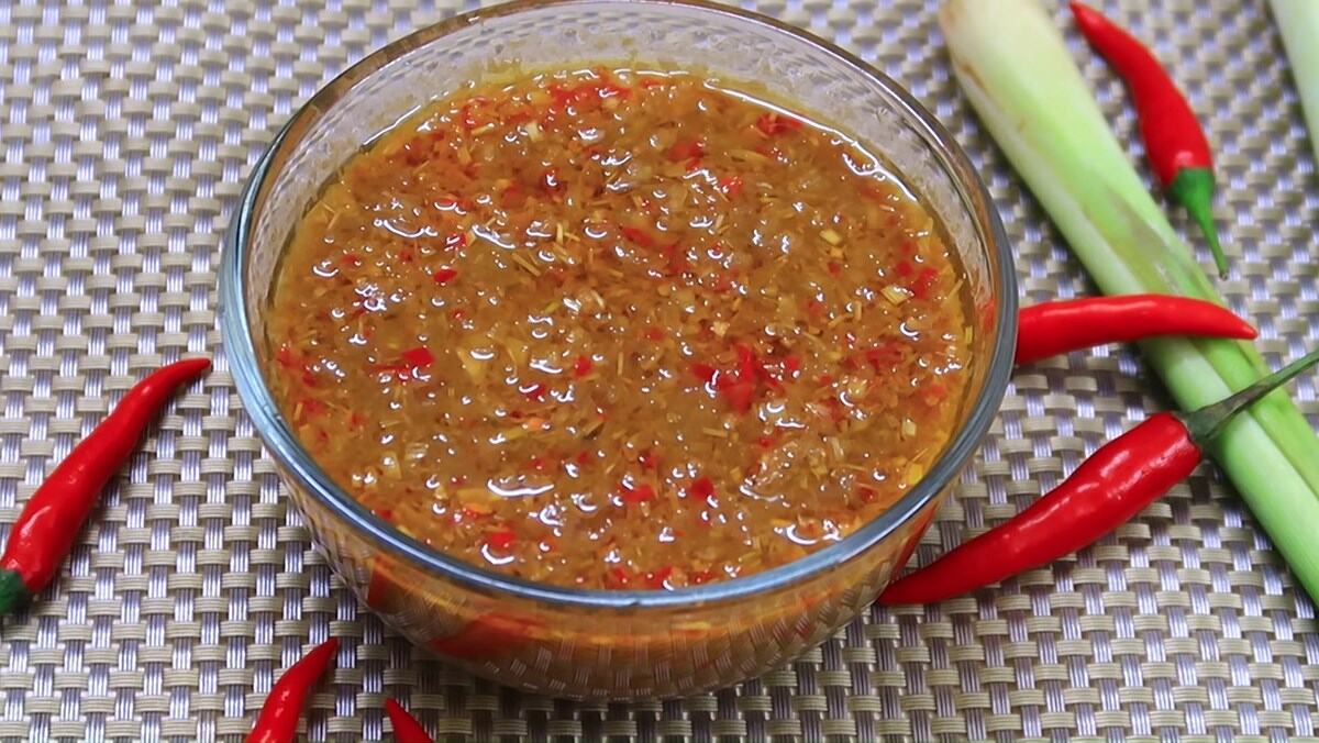 combo 2chai mắm nêm trung vị 3 con cua chai 80ml đậm đặc thơm ngon đúng vị..