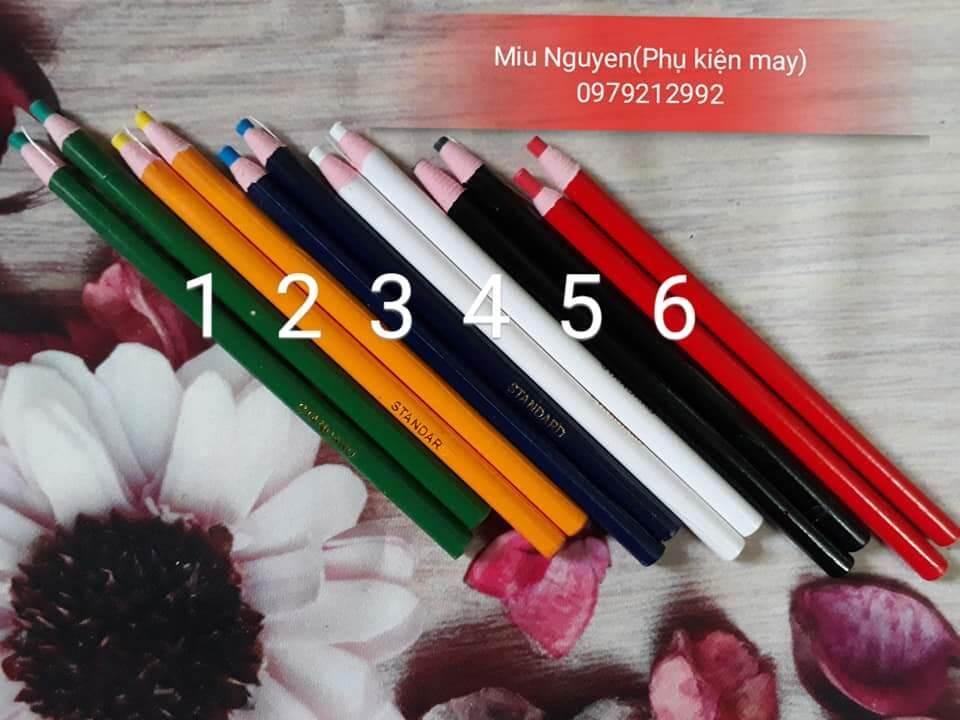 bút sáp vẽ vải thay phấn