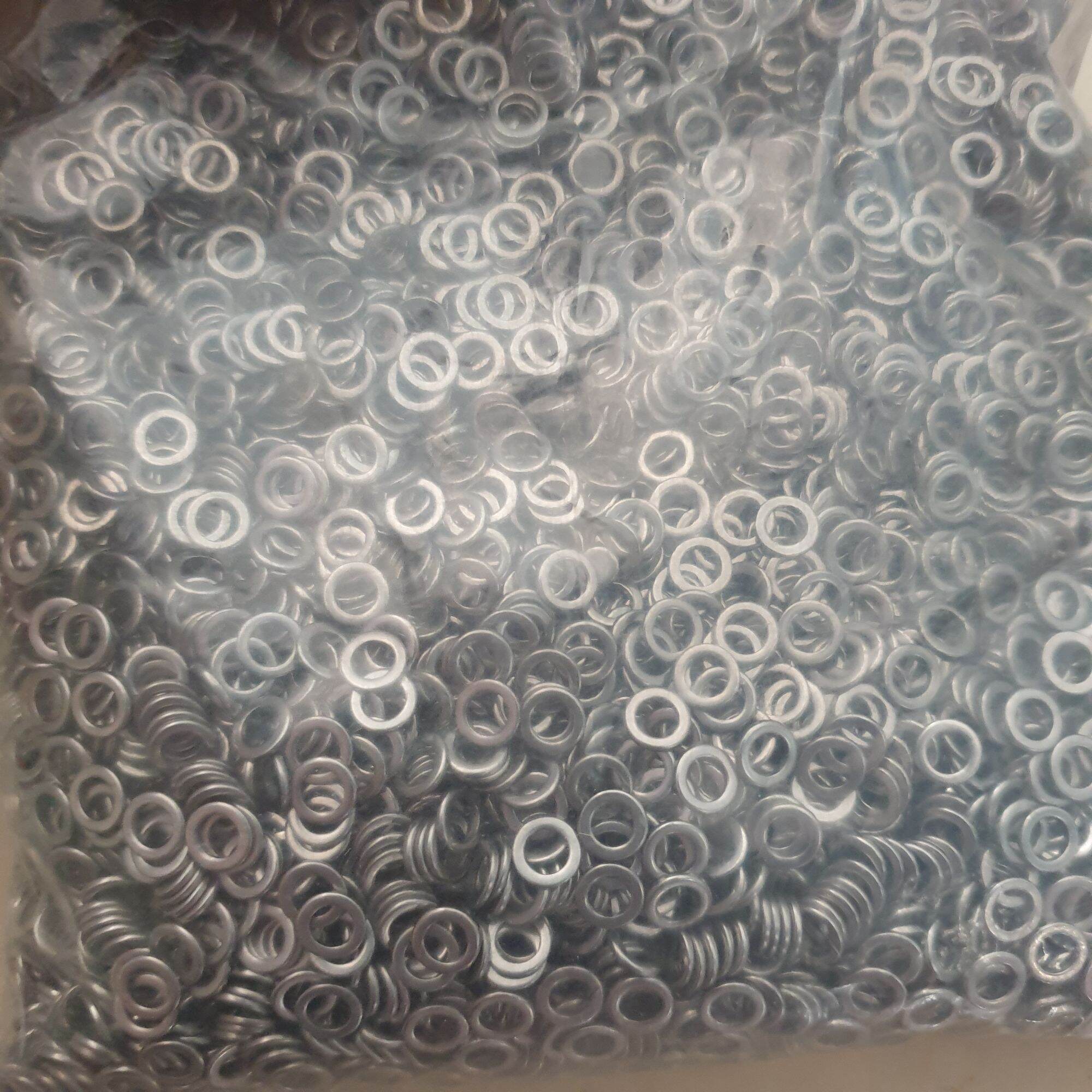 50 Khoen đúc INOX 304 .