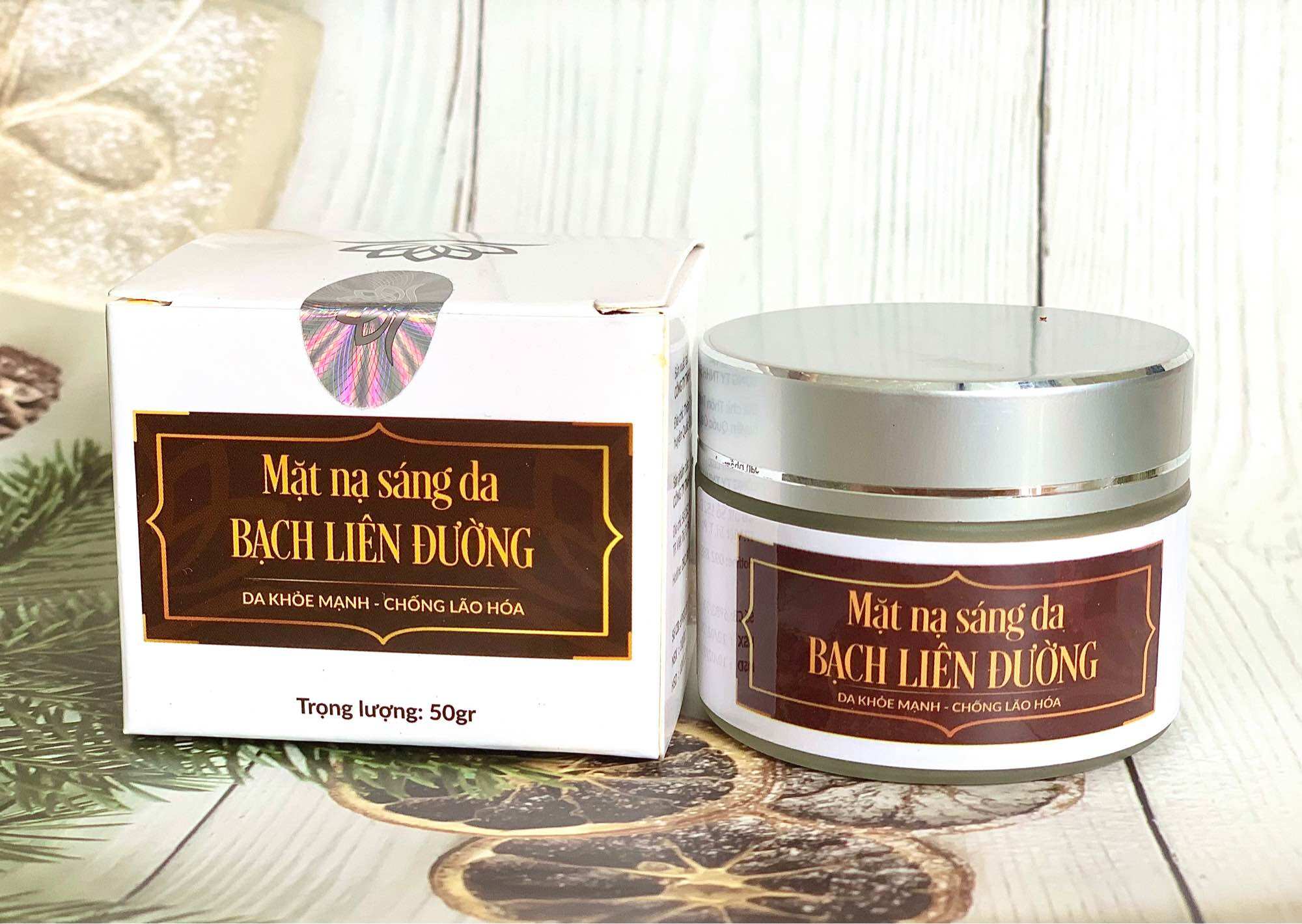 Lọ mặt nạ sáng da bạch liên đường