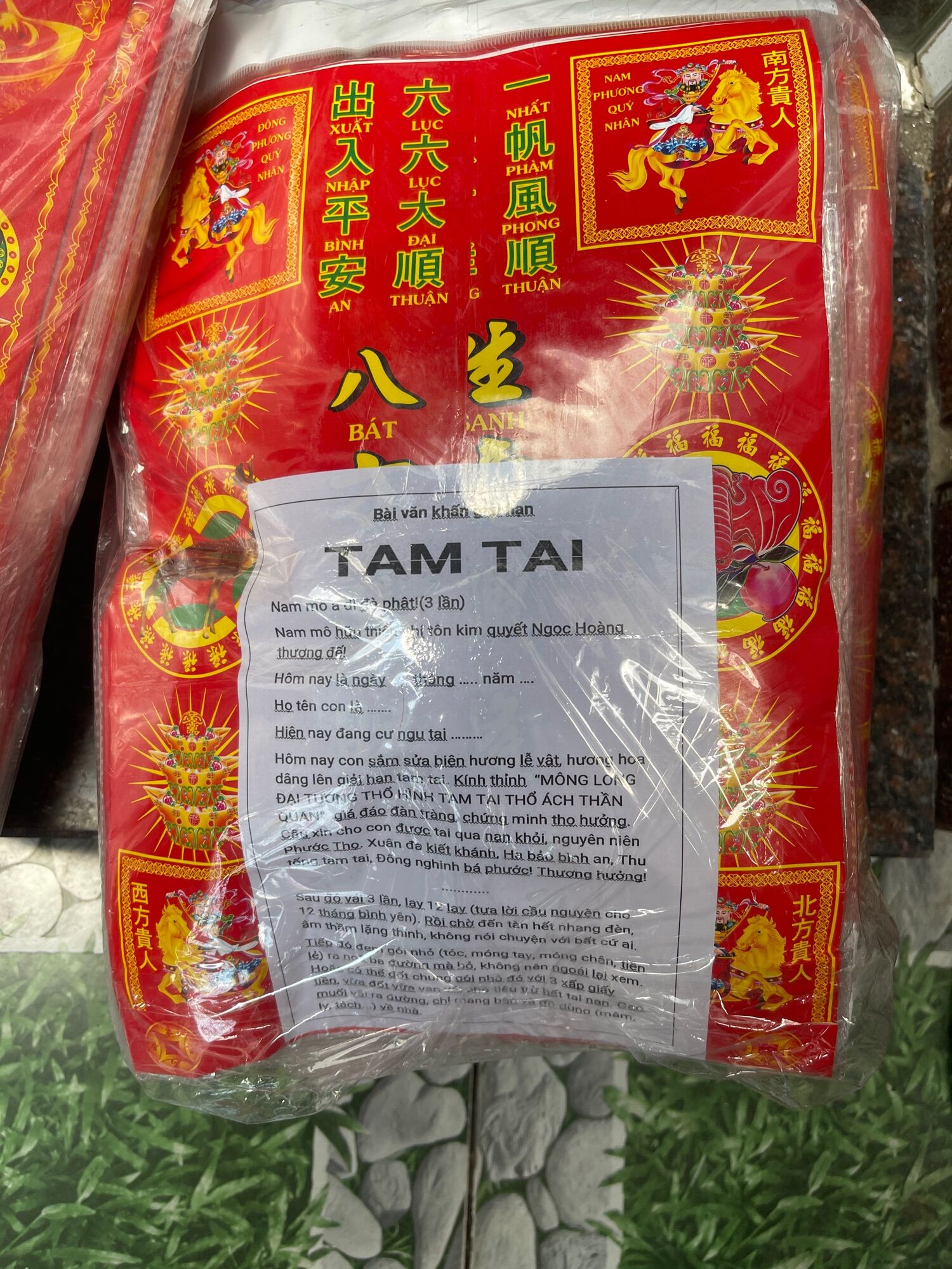 Phần cúng xã xui xẻo