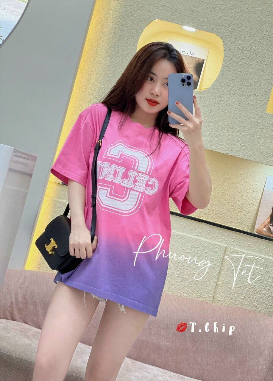 Áo phông hồng siêu xinh