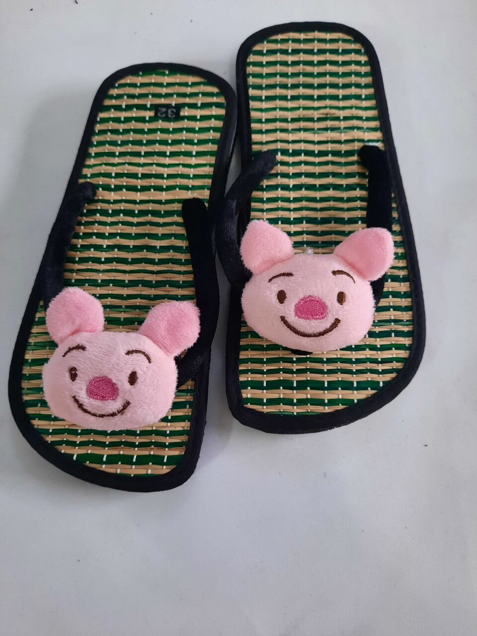 Children's Slippers with Pet Attachments (All Sizes)