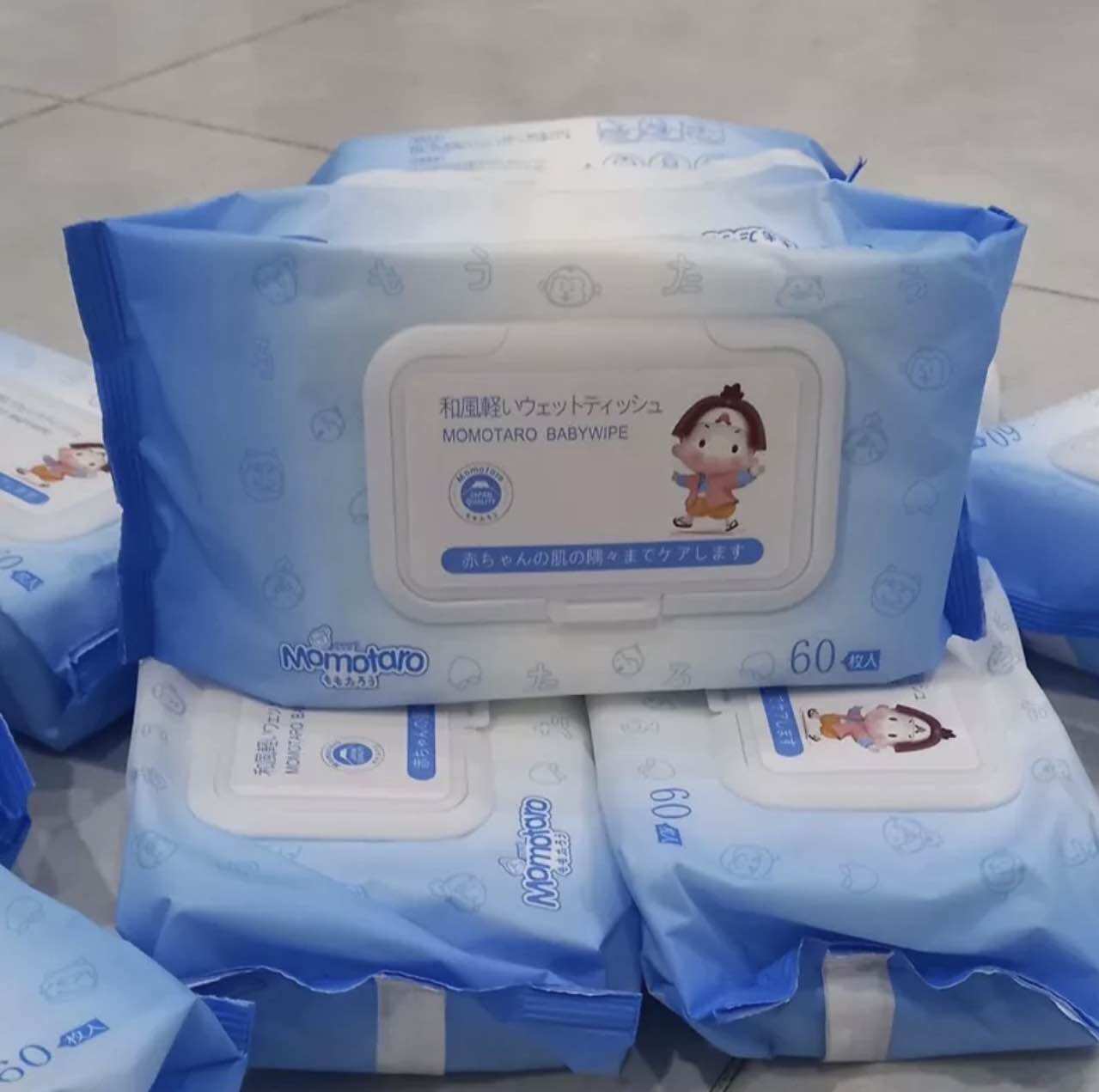 Khăn ướt/Giấy ướt không mùi MOMOTARO (1 bịch /60tờ rút)
