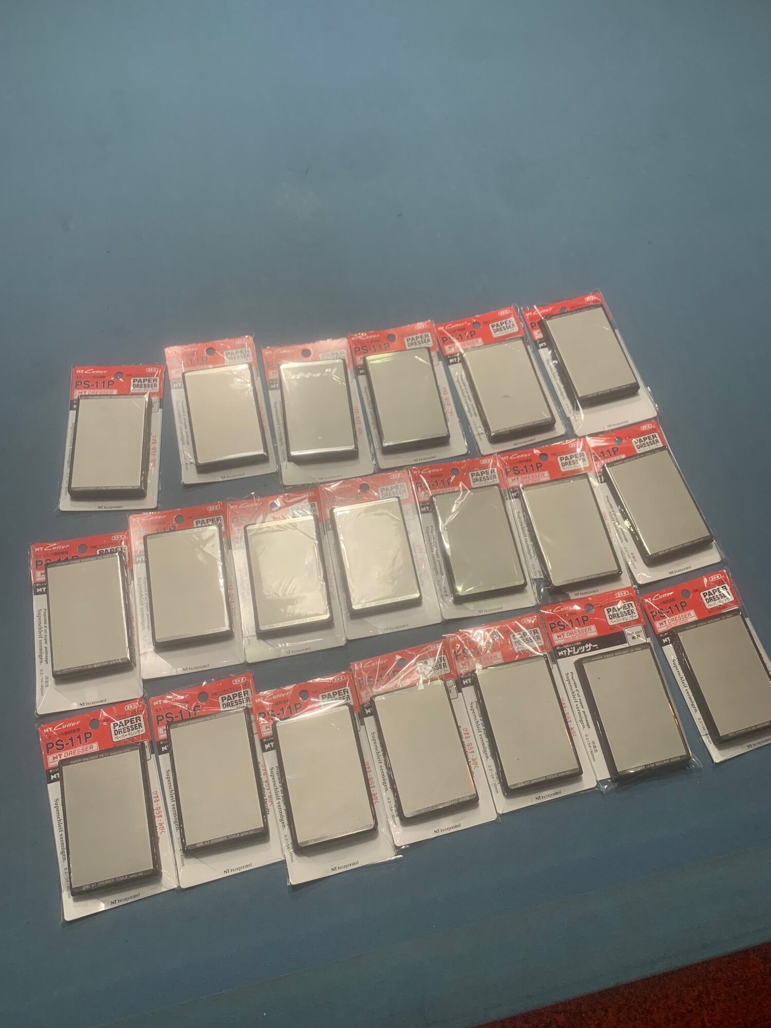 Nhám nhật gỗ mun đen