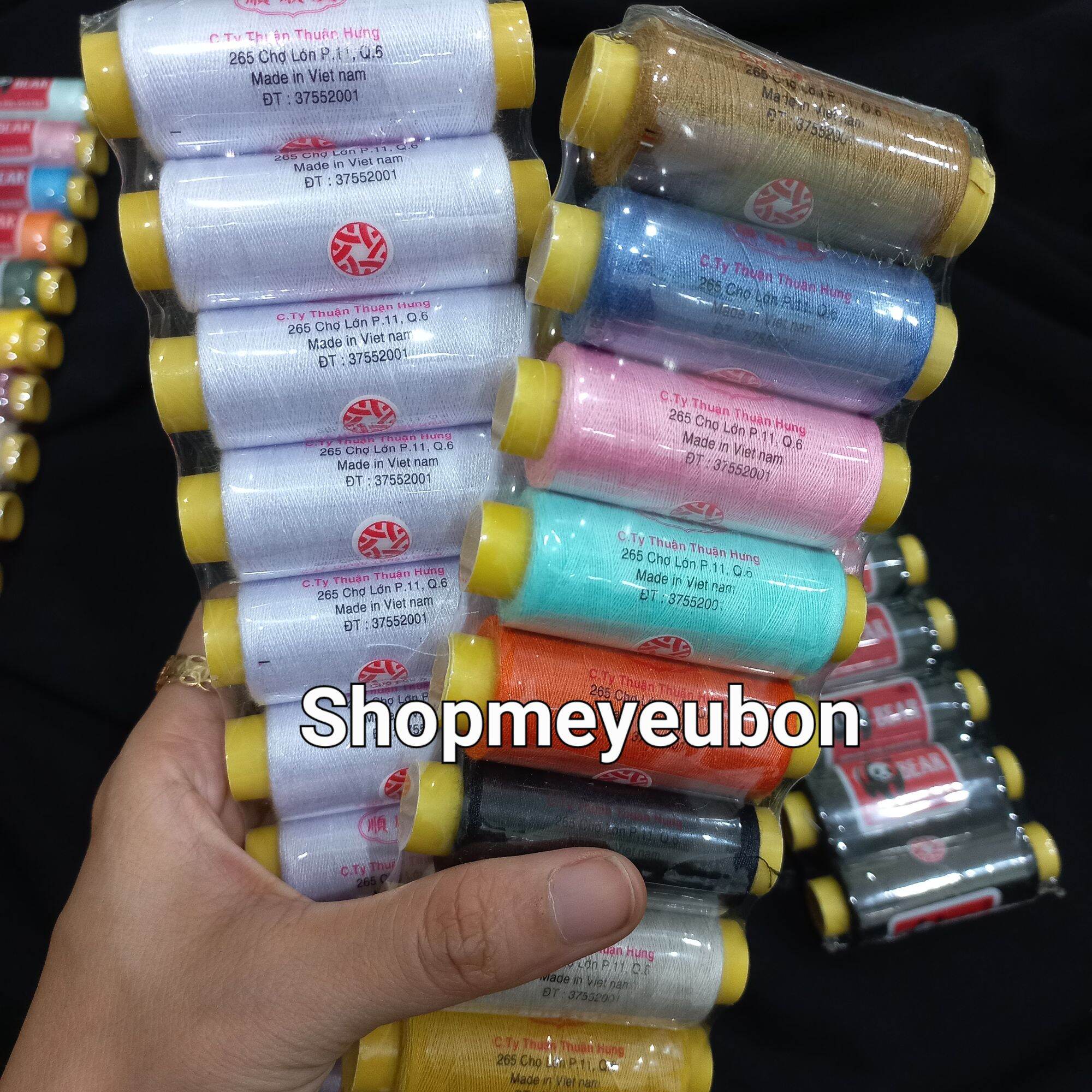 Vỉ 10 cuộn chỉ may đồ gấu (màu ngẫu nhiên/trắng/đen)