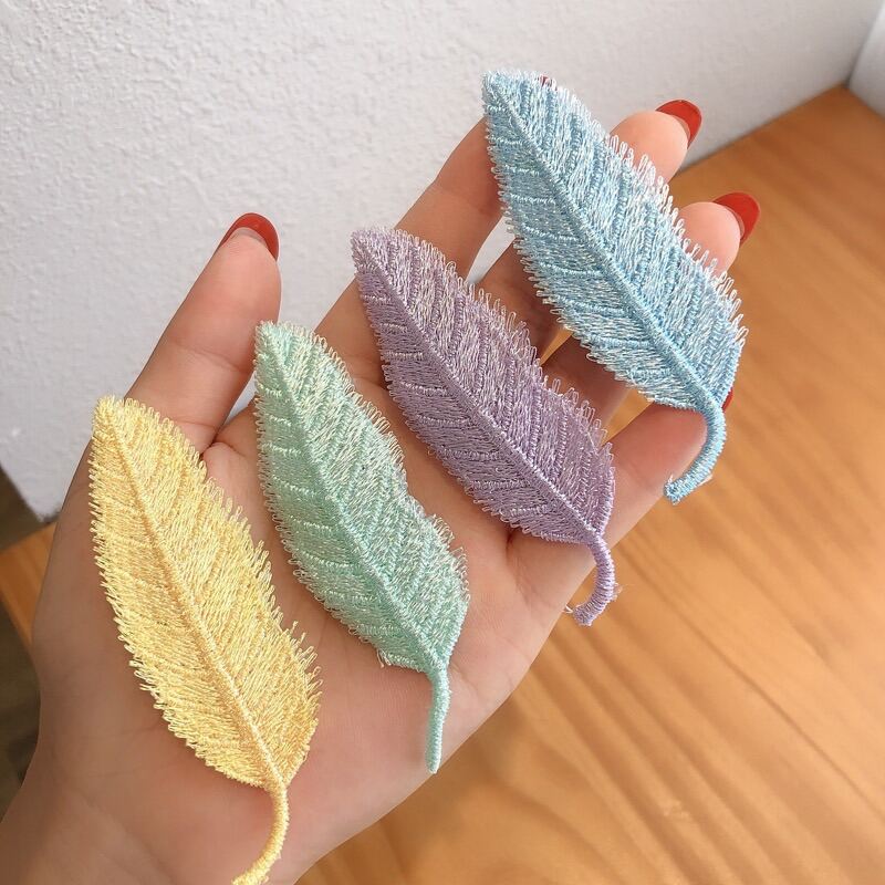 Kẹp tóckẹp tóc hình chiếc lá nhiều màu dễ thươngtram.bella - Trâm Bella