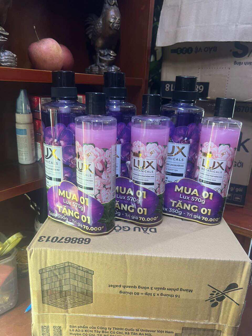 Sữa tắm lux 570gr tặng chai 350gr