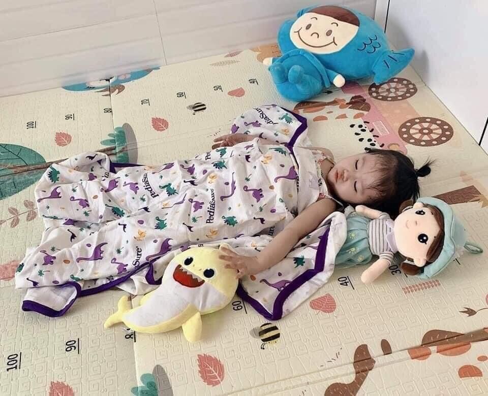 Chăn (mền) Pediasure sợi tre