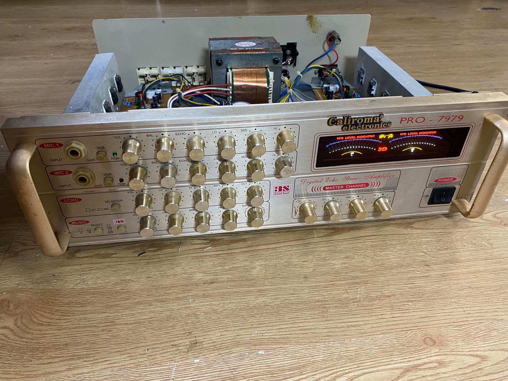 Amply karaoke, amply nghe nhạc, amply 8 sò