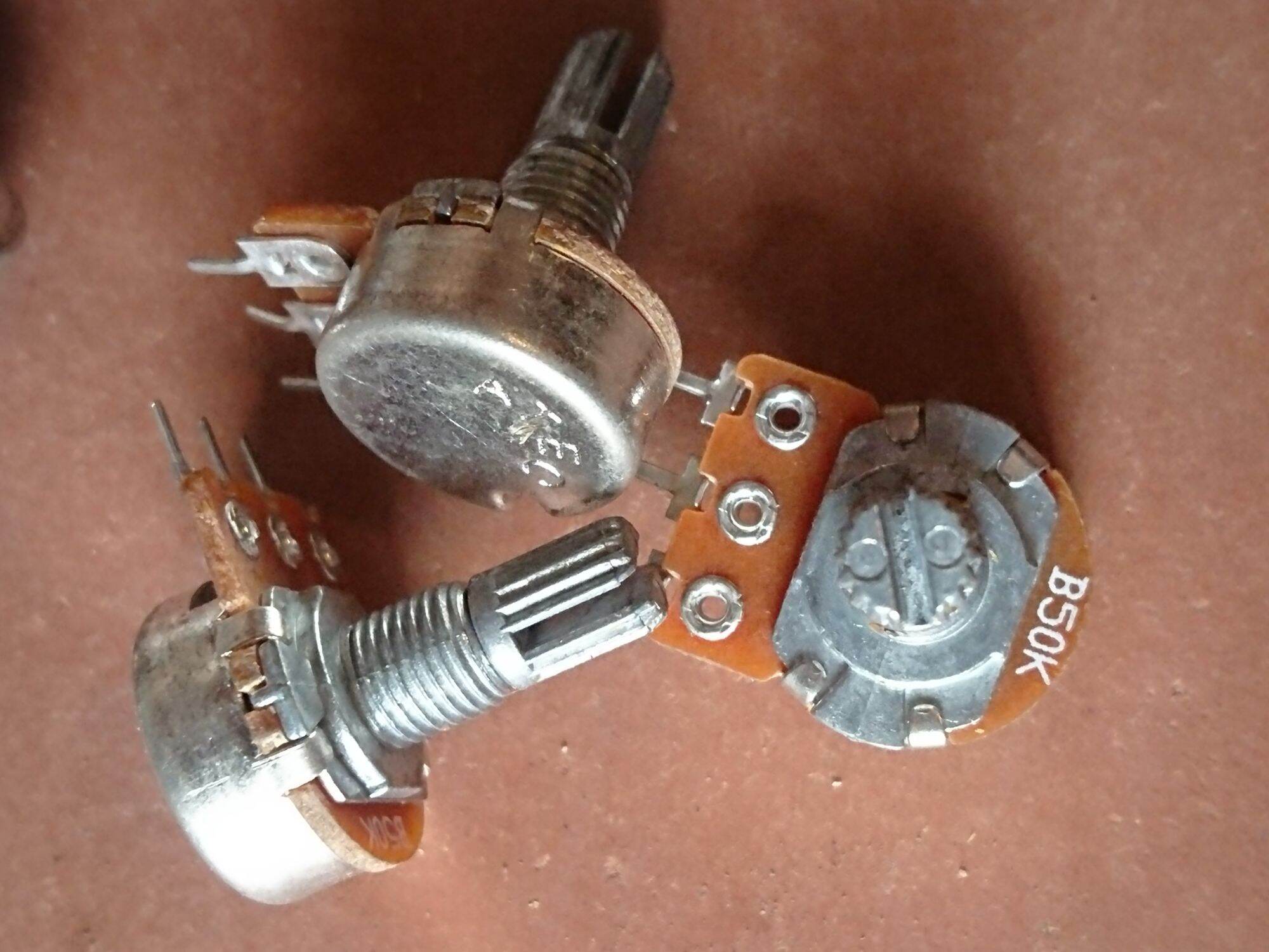 10 chiếc chiết áp đơn có bi 50k hiệu ATEC
