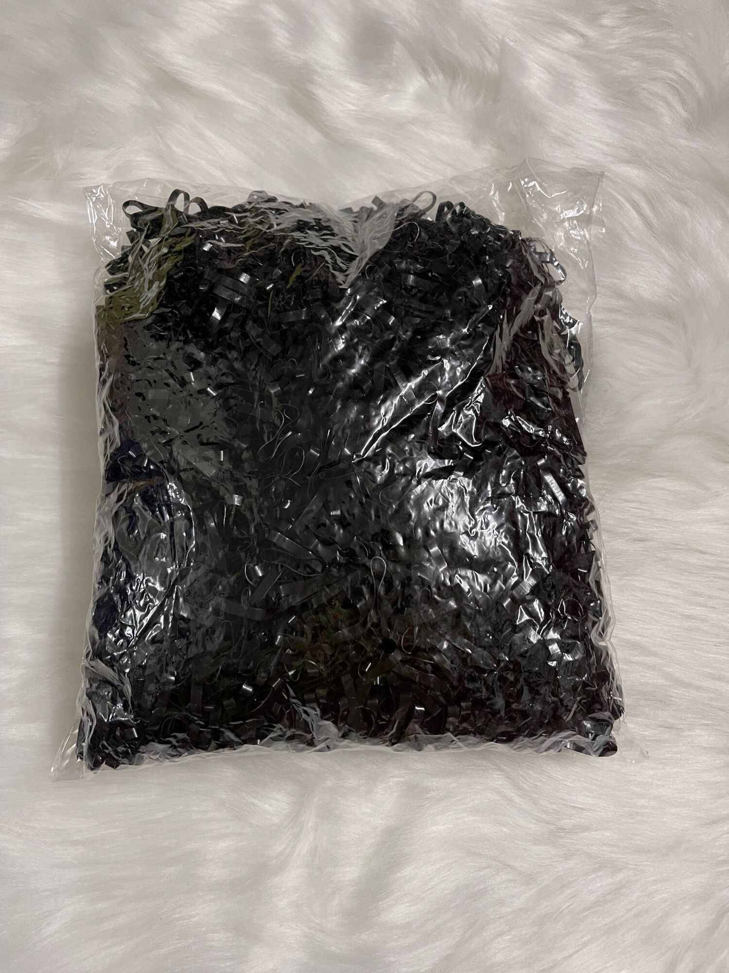 500g thun cột tóc màu đen ( Nữa ký ) bảng lớn chắc bền .