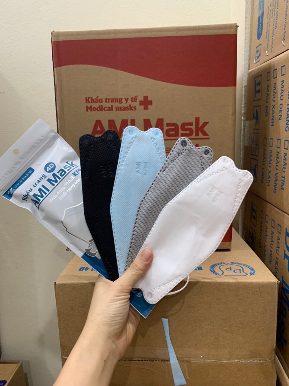 [Mã FreeShip] Sỉ thùng khẩu trang Ami KF94 thùng 300 chiếc