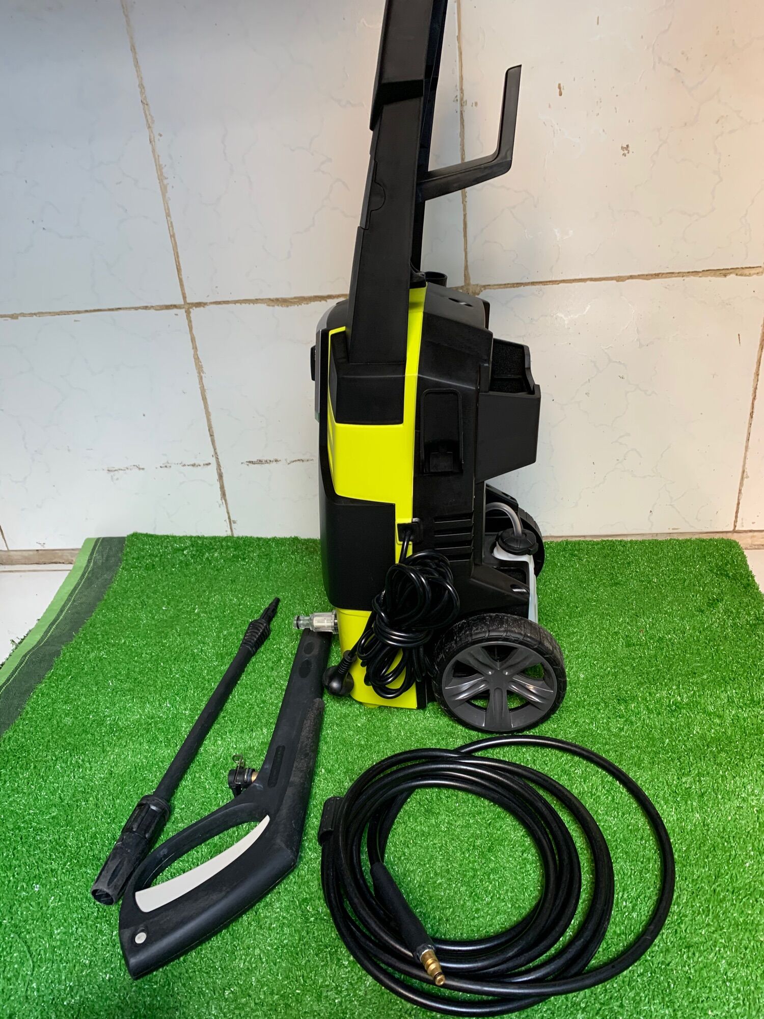 [HCM]Máy Rửa Xe Ryobi 1800W